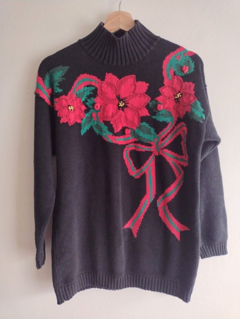 Vintage 90s Holiday Sweater L Pretty Bold Poinsettia Picone Sport Mock Neck - Picture 8 of 10